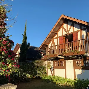 Linda Casa! Aconchegante E Com ótima Localização Campos do Jordão